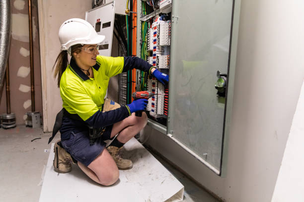 Best Affordable Emergency Electrician  in Jacksboro, TX